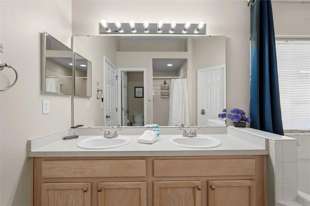 334 GROSVENOR LOOP Davenport, FL 33897