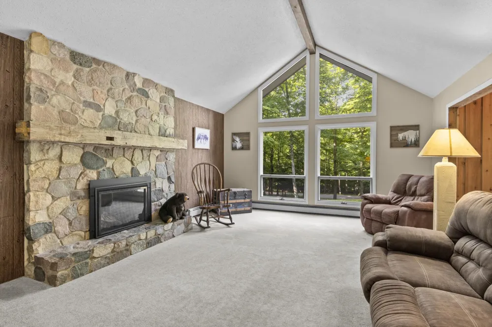 8676 Fairway Drive Benzonia Township, MI 49617