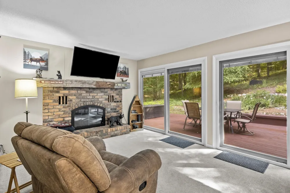 8676 Fairway Drive Benzonia Township, MI 49617