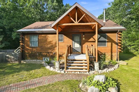 2085 E Mannsiding Road