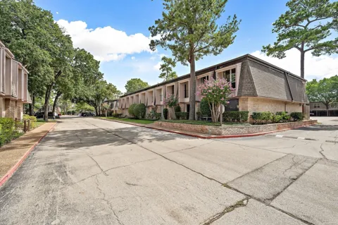 12633 Memorial Drive #132