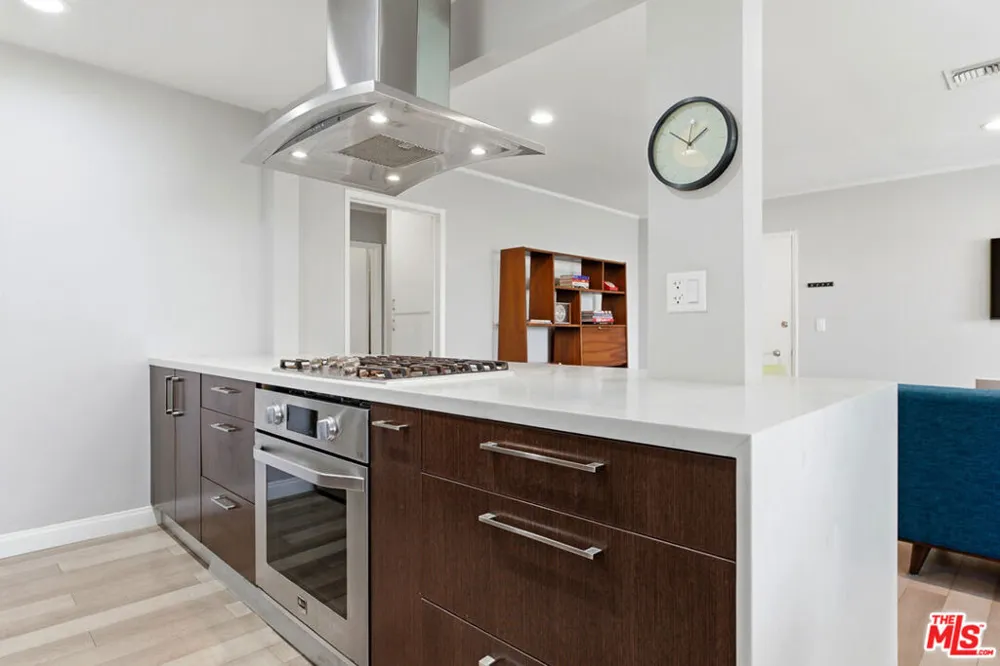 1275 Havenhurst Drive #15 West Hollywood, CA 90046