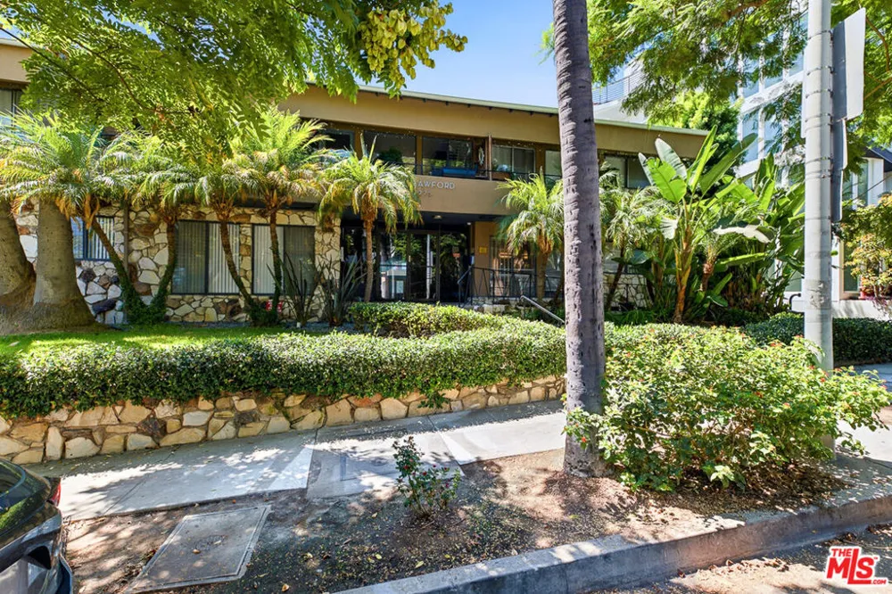 1275 Havenhurst Drive #15 West Hollywood, CA 90046