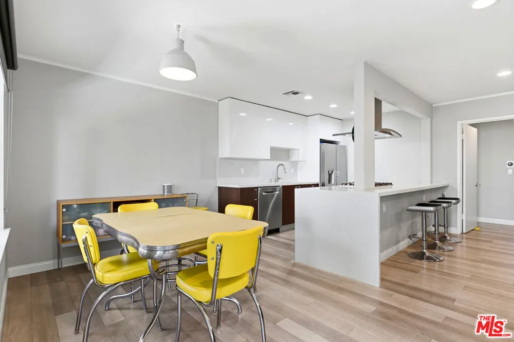 1275 Havenhurst Drive #15 West Hollywood, CA 90046