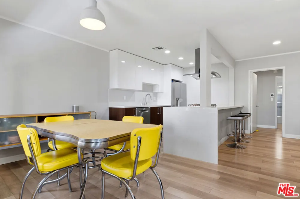 1275 Havenhurst Drive #15 West Hollywood, CA 90046