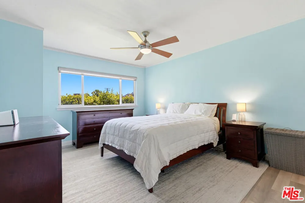 1275 Havenhurst Drive #15 West Hollywood, CA 90046