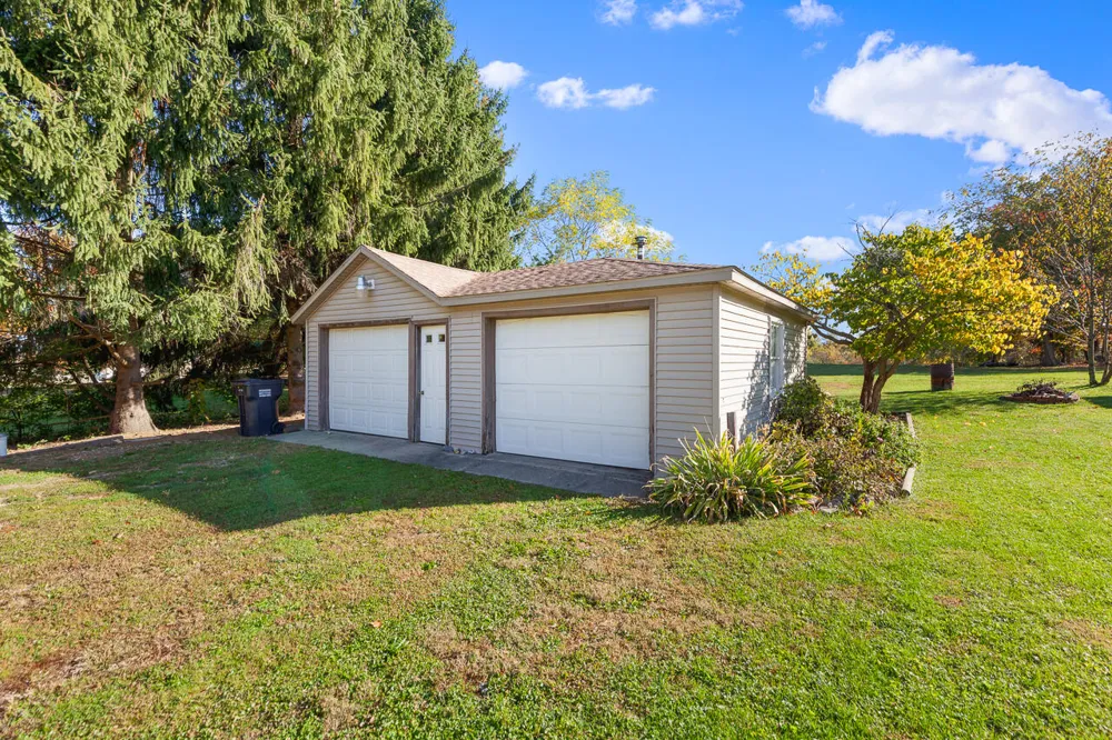 3591 Steamburg Road Hillsdale, MI 49242
