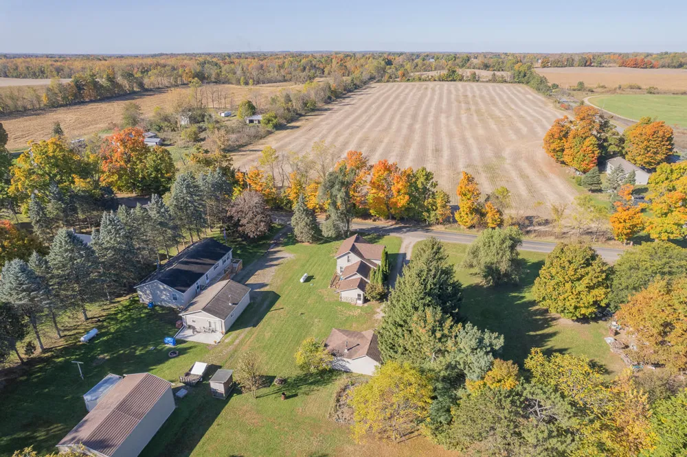 3591 Steamburg Road Hillsdale, MI 49242