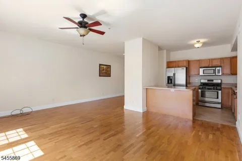 1677 Springfield Ave, Unit 2 #2 Unit 2