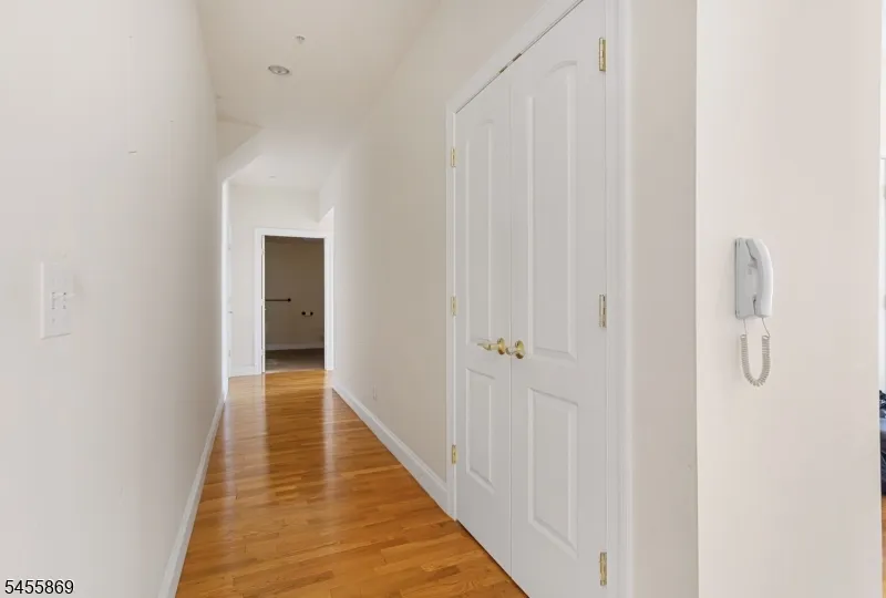 1677 Springfield Ave, Unit 2 #2 Unit 2 Maplewood, NJ 07040