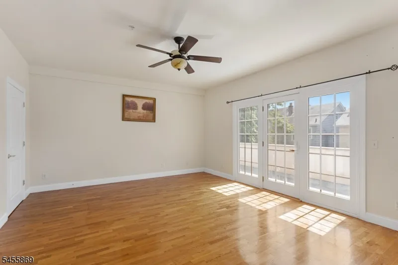 1677 Springfield Ave, Unit 2 #2 Unit 2 Maplewood, NJ 07040