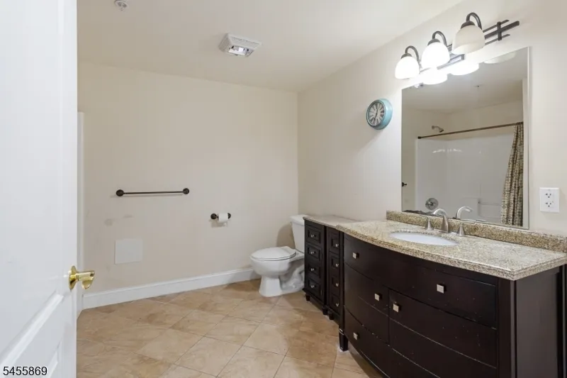 1677 Springfield Ave, Unit 2 #2 Unit 2 Maplewood, NJ 07040