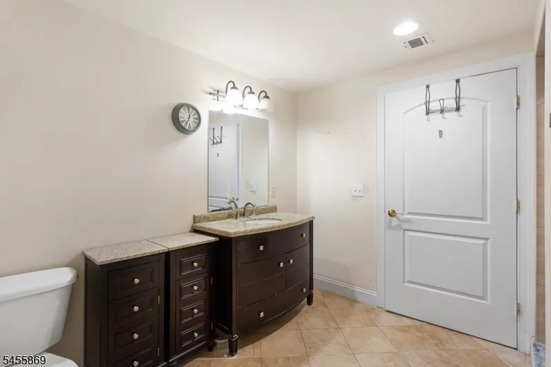 1677 Springfield Ave, Unit 2 #2 Unit 2 Maplewood, NJ 07040