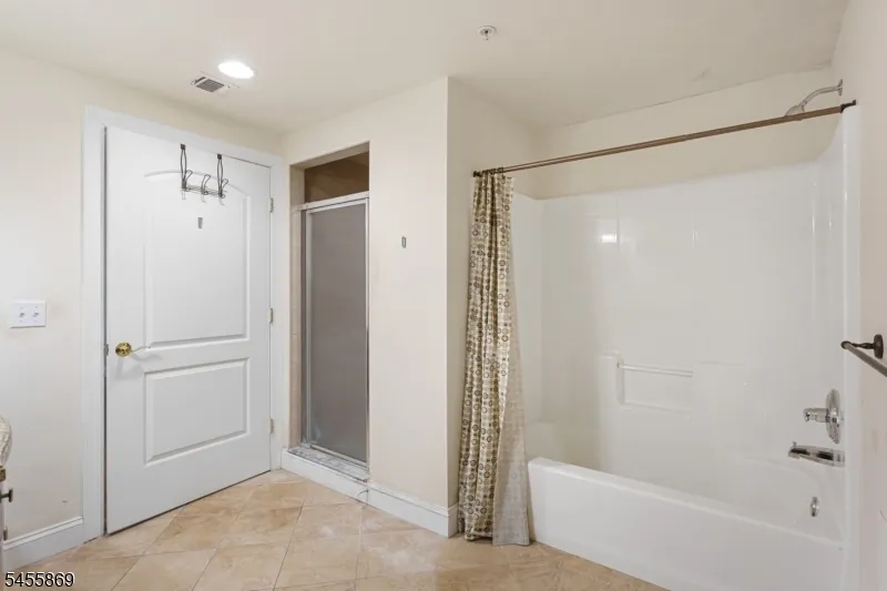 1677 Springfield Ave, Unit 2 #2 Unit 2 Maplewood, NJ 07040