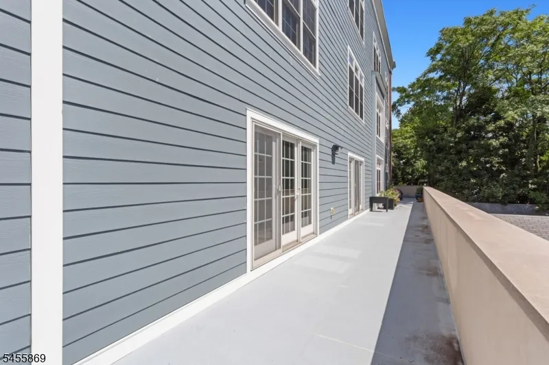 1677 Springfield Ave, Unit 2 #2 Unit 2 Maplewood, NJ 07040