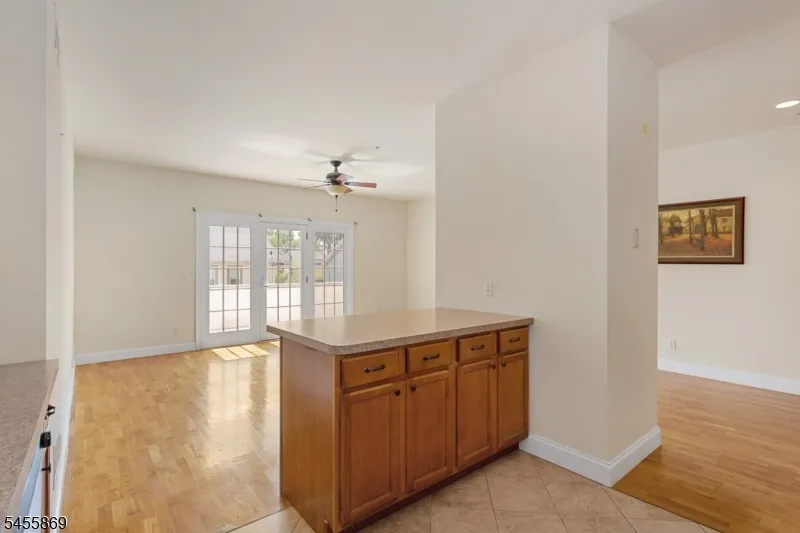 1677 Springfield Ave, Unit 2 #2 Unit 2 Maplewood, NJ 07040