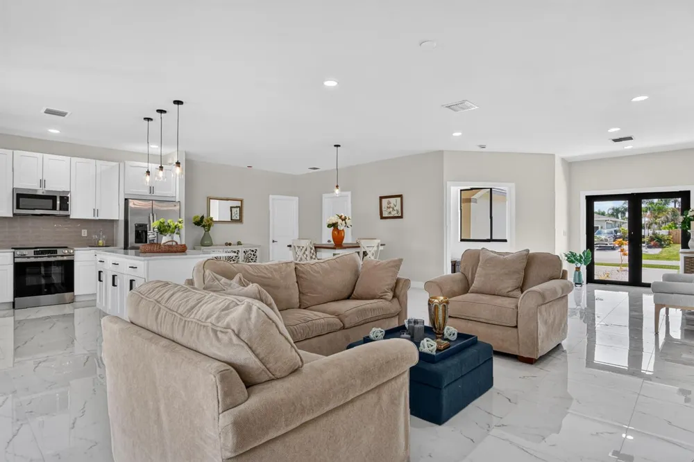 1471 SE Proctor Lane Port St. Lucie, FL 34983