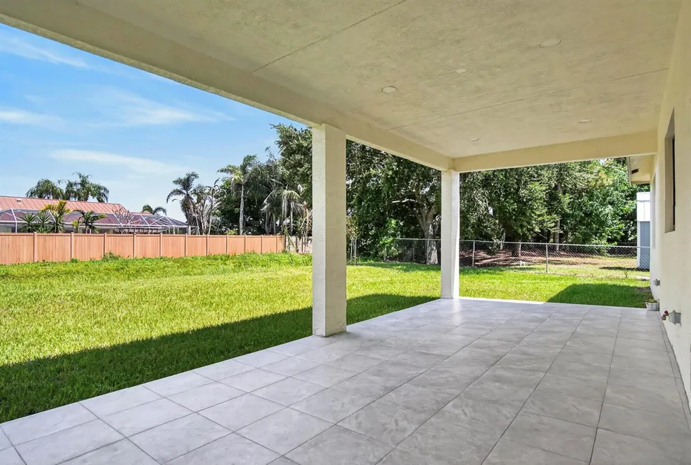 1471 SE Proctor Lane Port St. Lucie, FL 34983
