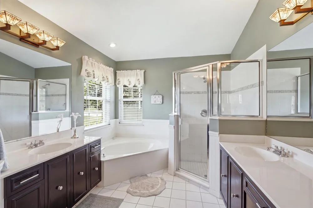 692 SW EWING AVENUE Port St. Lucie, FL 34983