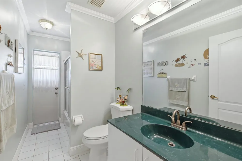 692 SW EWING AVENUE Port St. Lucie, FL 34983