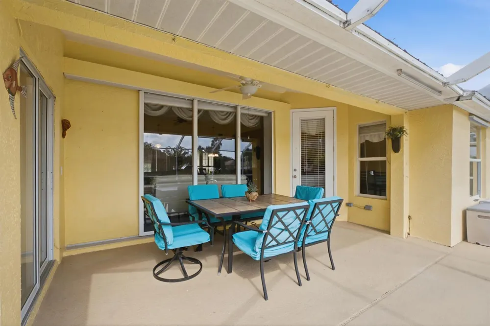 692 SW EWING AVENUE Port St. Lucie, FL 34983