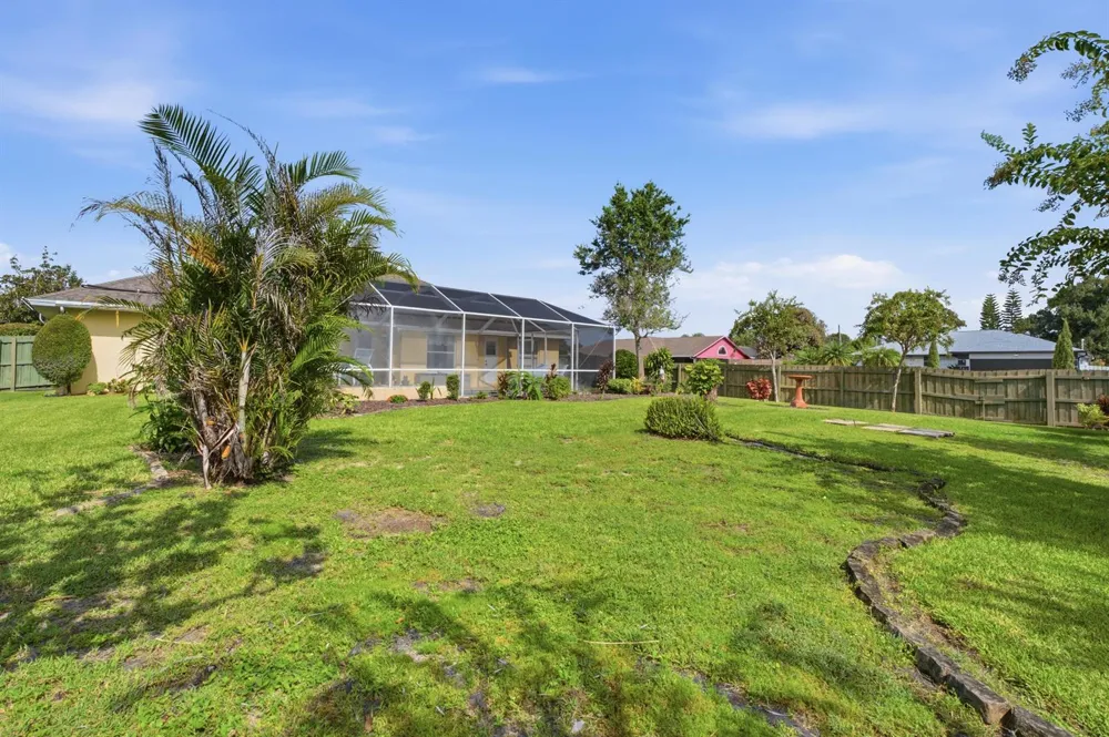 692 SW EWING AVENUE Port St. Lucie, FL 34983