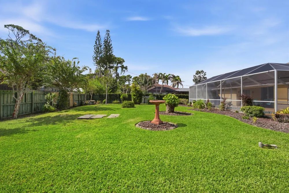 692 SW EWING AVENUE Port St. Lucie, FL 34983