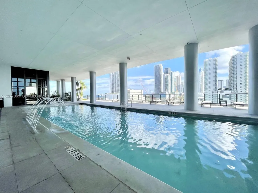 1600 NE 1st Ave #1416 Miami, FL 33132