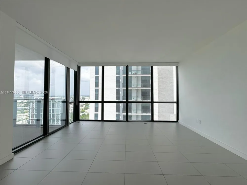 1600 NE 1st Ave #1416 Miami, FL 33132