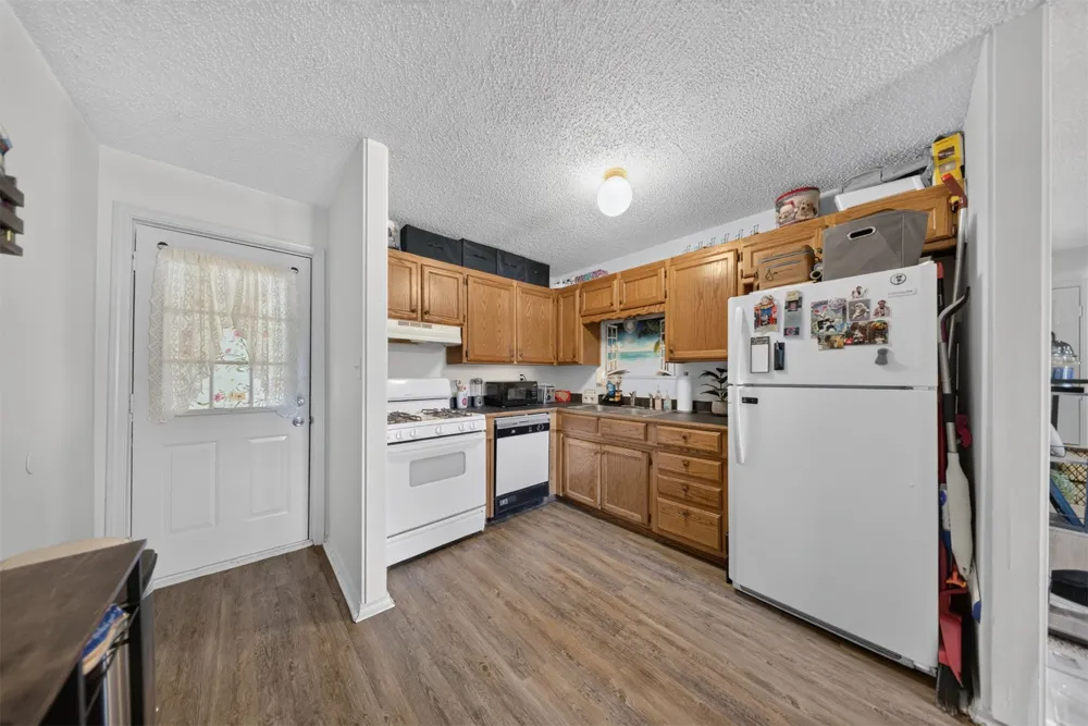 34251 E 700 ROAD Wagoner, OK 74467