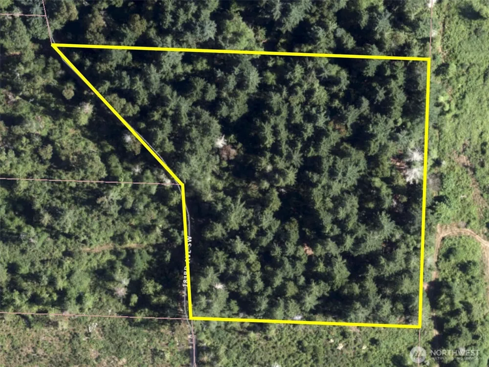 6207 183rd Avenue SW Longbranch, WA 98351