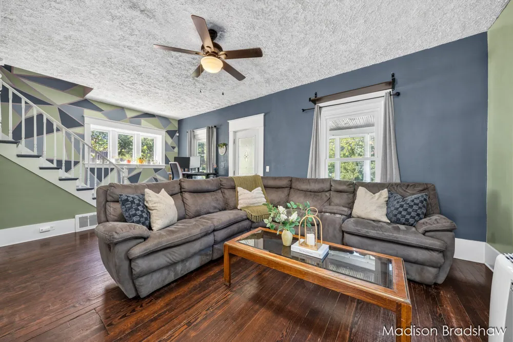 2080 Swensberg Avenue NE Grand Rapids City, MI 49505