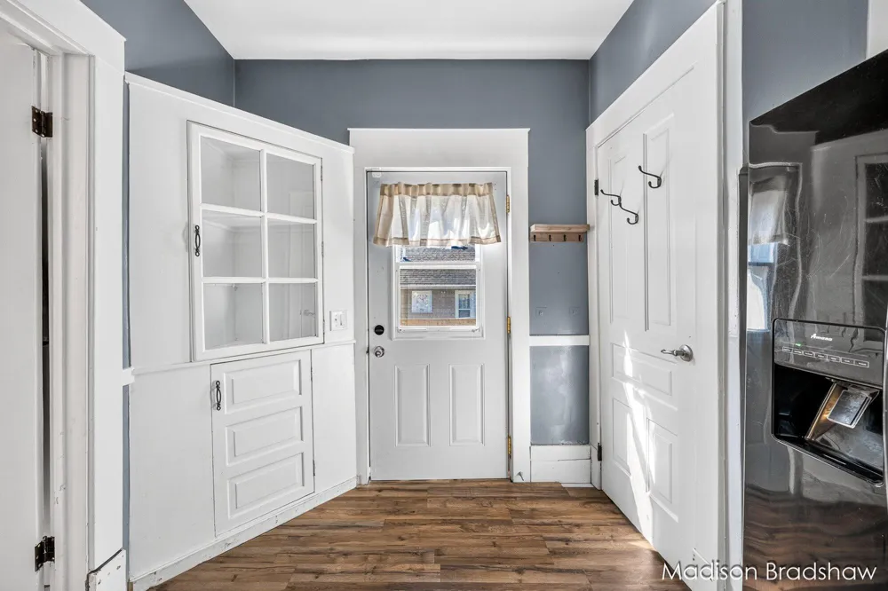 2080 Swensberg Avenue NE Grand Rapids City, MI 49505