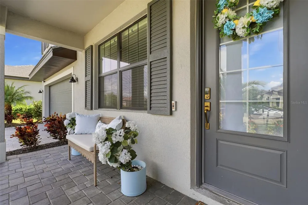 4886 SEAFOAM TRAIL Bradenton, FL 34211