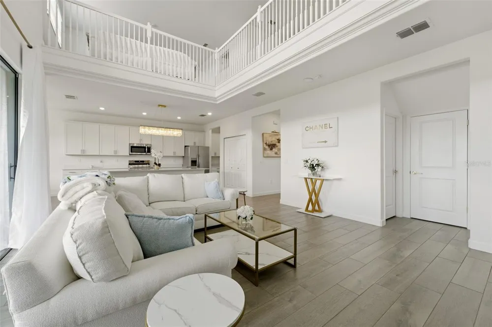 4886 SEAFOAM TRAIL Bradenton, FL 34211