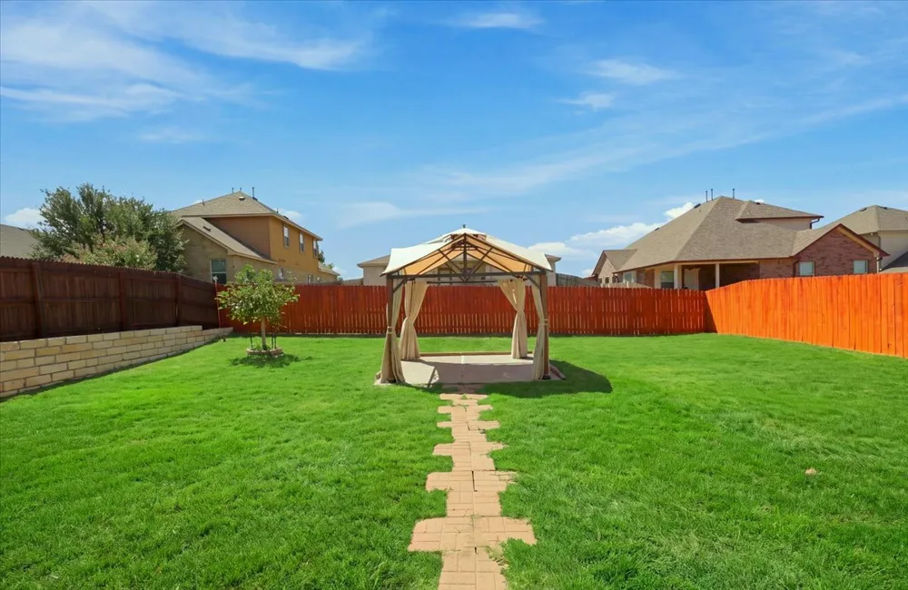 412 Alsatian Lane Leander, TX 78641