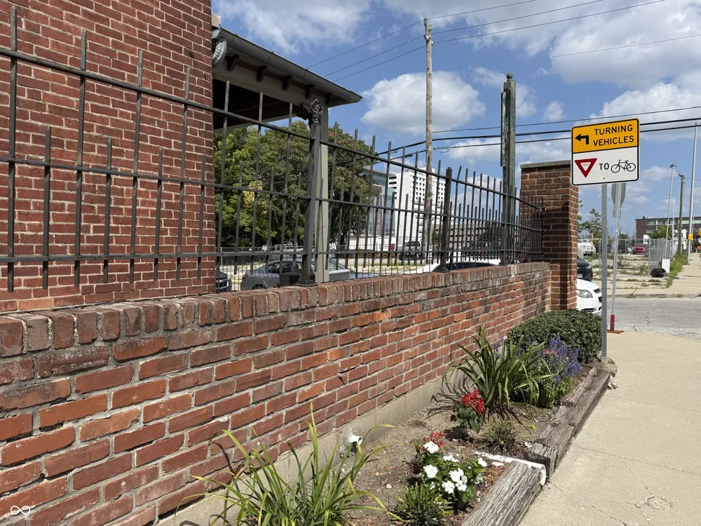 1486 Illinois Street #1 Indianapolis, IN 46202