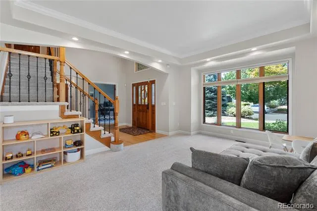 822 Hays Circle Longmont, CO 80504