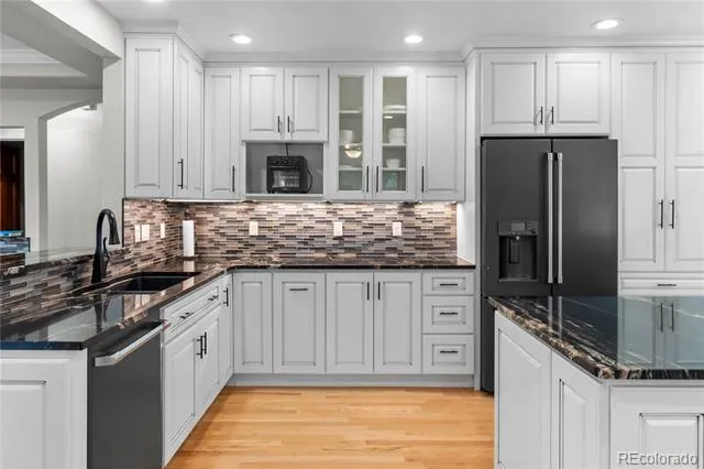 822 Hays Circle Longmont, CO 80504
