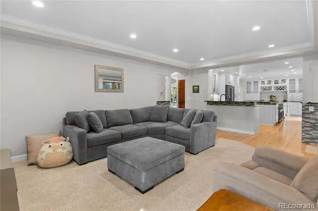 822 Hays Circle Longmont, CO 80504