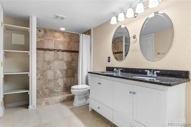 822 Hays Circle Longmont, CO 80504