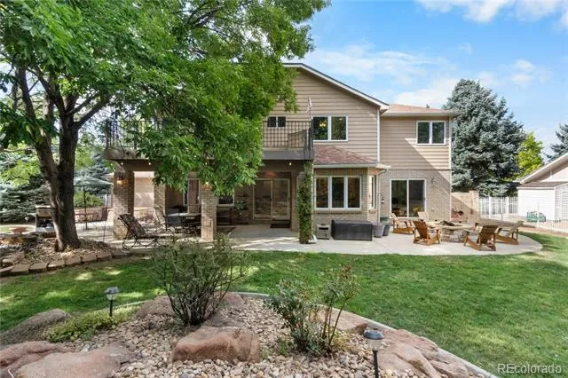 822 Hays Circle Longmont, CO 80504