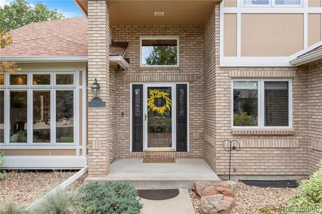 822 Hays Circle Longmont, CO 80504