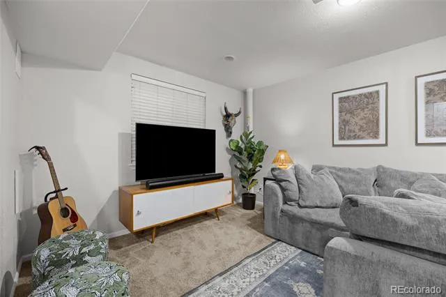 9747 Burberry Way Highlands Ranch, CO 80129