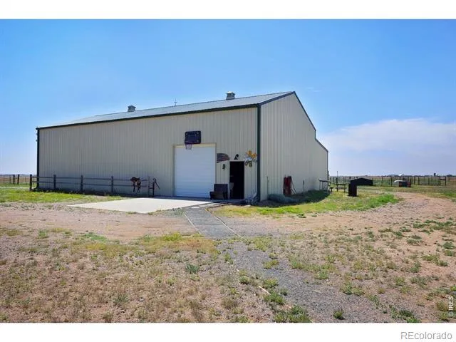 16498 County Road 100 Nunn, CO 80648