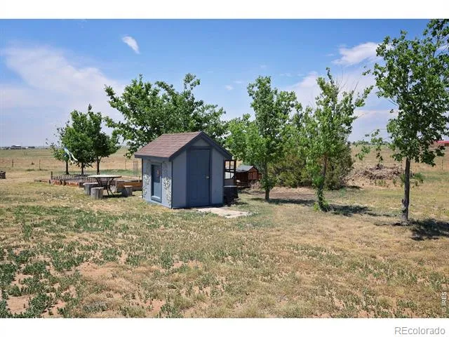 16498 County Road 100 Nunn, CO 80648