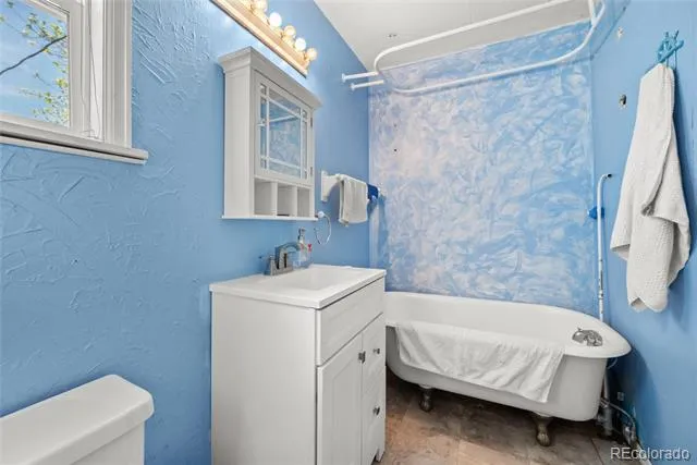 2036 S Acoma Street Denver, CO 80223