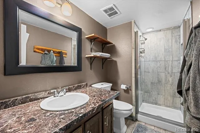 1100 Atlas Circle Lafayette, CO 80026