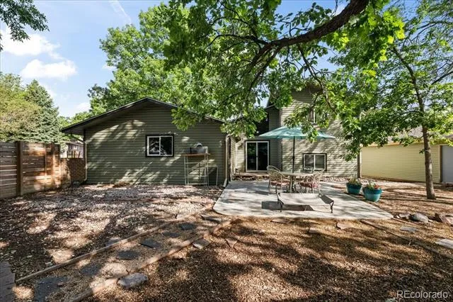 1100 Atlas Circle Lafayette, CO 80026