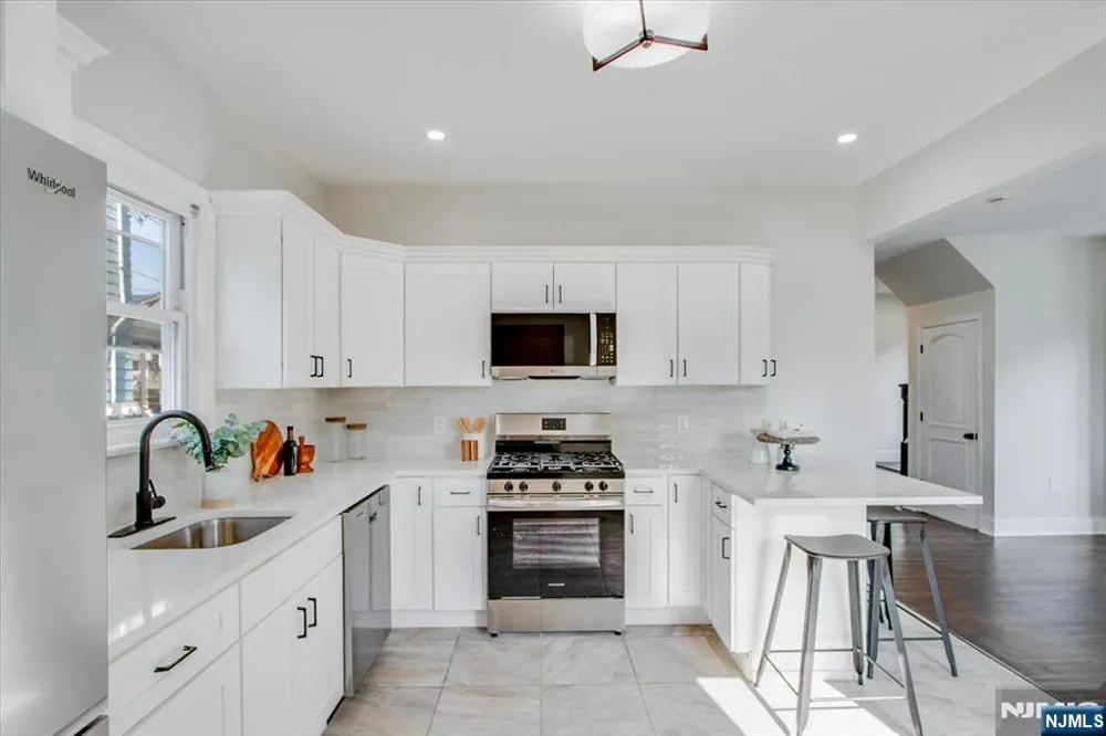 108 Hillside Terrace Irvington, NJ 07111